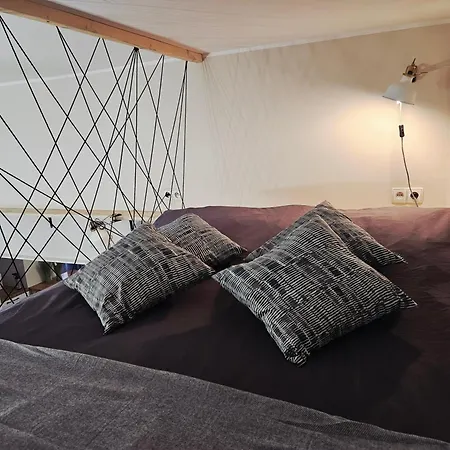 Апартаменти Good Loft